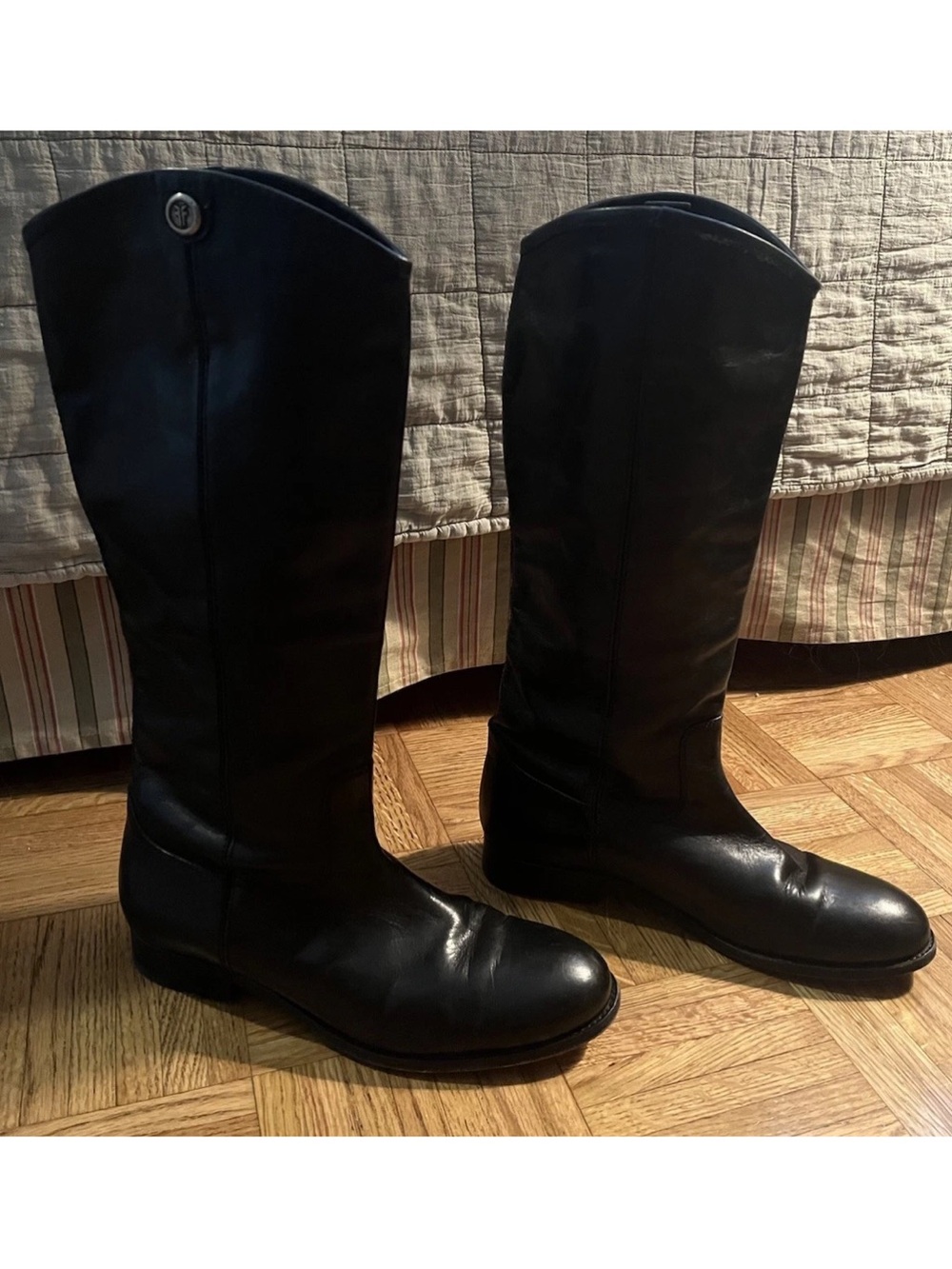 Frye Women’s Black Leather Knee-High Riding Boots Size 9.5B EUC - Picture 2 of 7